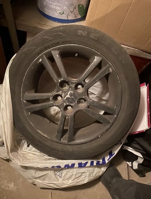 Продам летние шины с дисками