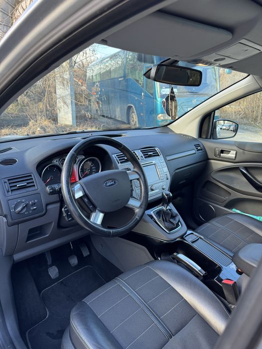 Vand Ford Kuga , titanium S