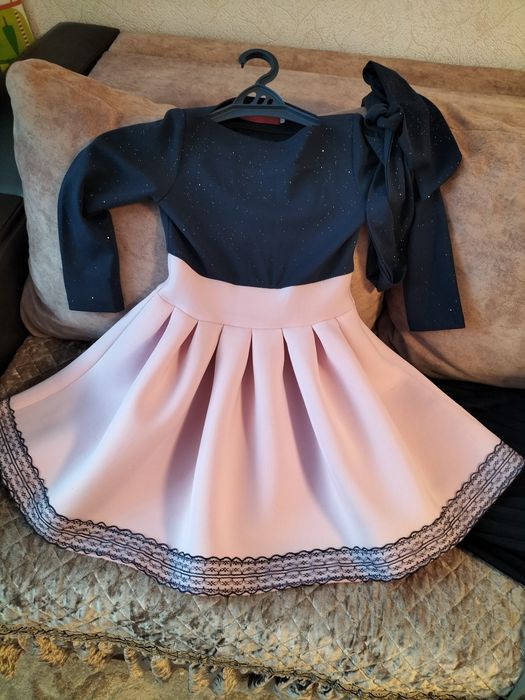 Продам детские платья