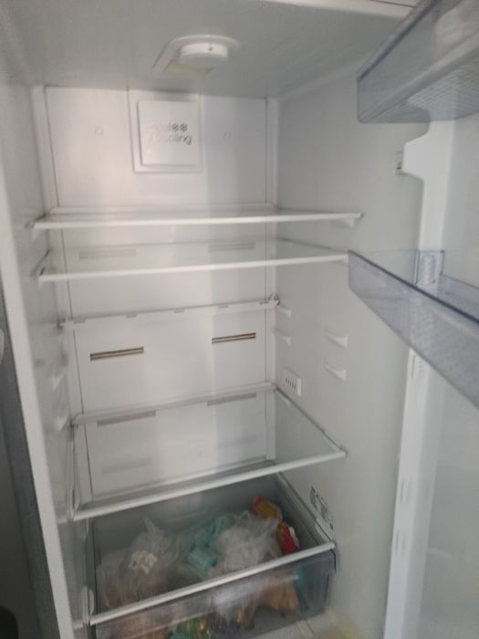 Холoодильник beko