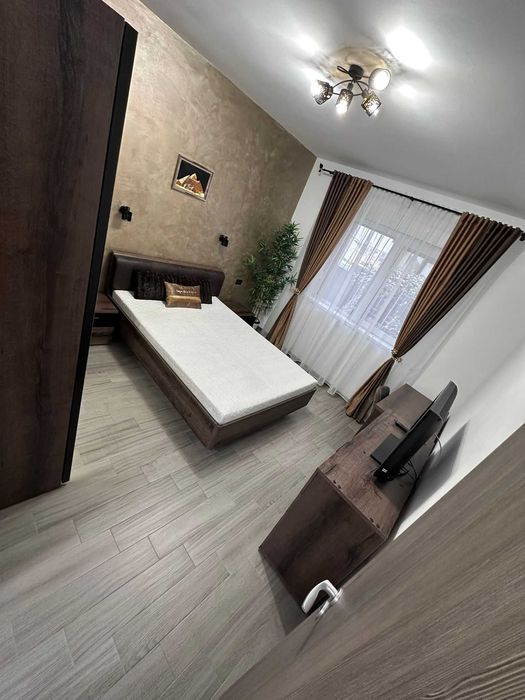 Proprietar, inchiriez apartament 2 camere la parter cu gradina - Giroc