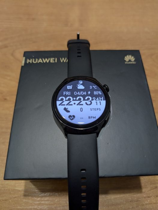 Часы Huawei watch 4