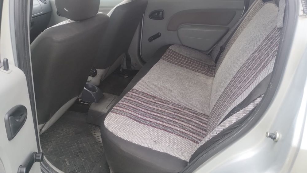 Vand Dacia Logan 1.4 benzina cu GPL  an 2007