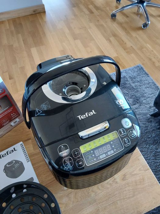 Мултикукър Tefal 16 в 1 SpheriCook RK745800