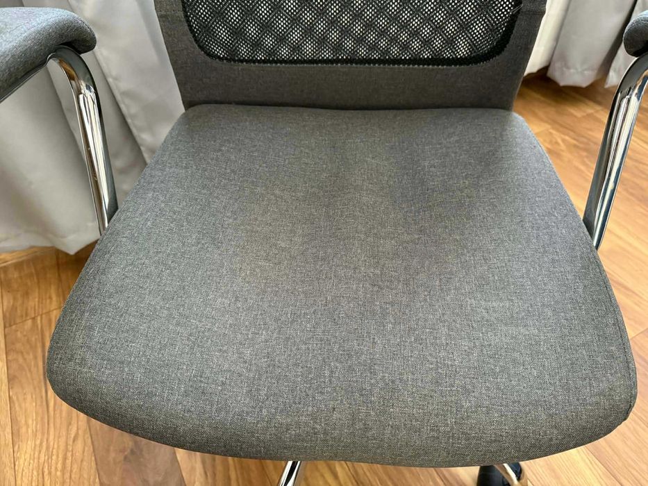 Офис Стол (Кринг) - Подарявам