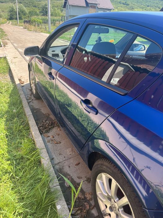 Vând Opel astra h 1.7 diesel