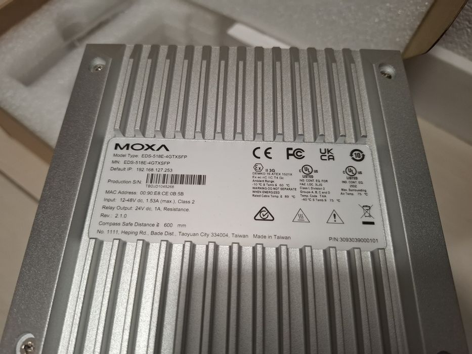 Switch Moxa EDS-518E 4GTXSFP