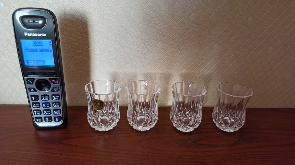 Рюмки 4 шт хрусталь Италия.