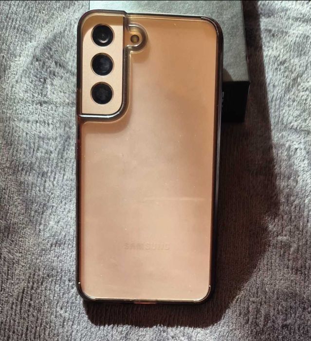 Samsung Galaxy S22 128GB с Galaxy Watch 4