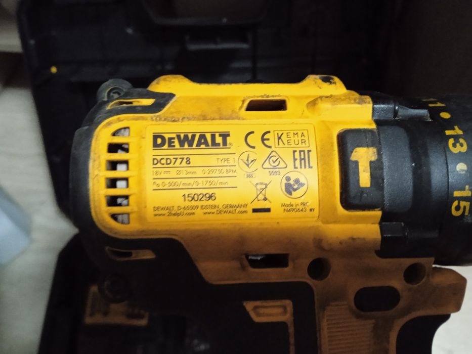 Шуруповерт DeWalt DCD778 S2T