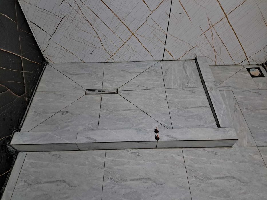 Кафельщик сбольшым опытом