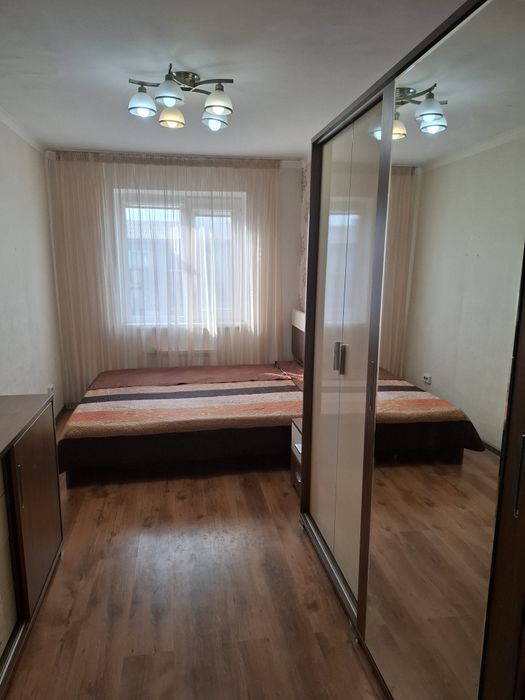 В центре 2ух комнатная, сдаётся впервые.