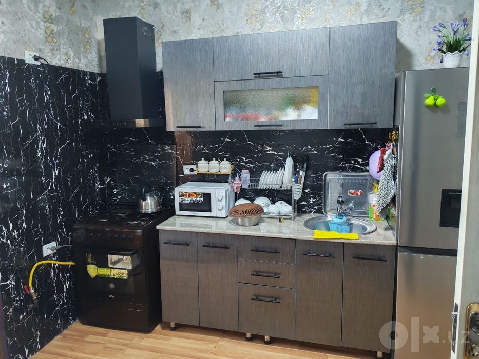 Xovli sotiladi 1.6 sotok 5ta hona