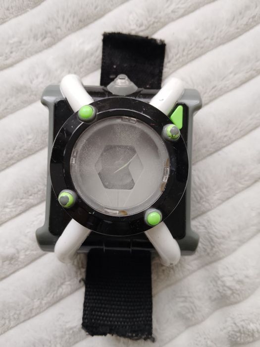 Часовници на Бен тен/Ben 10