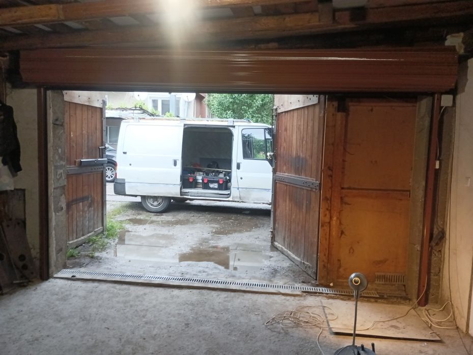 Охранителни ролетки