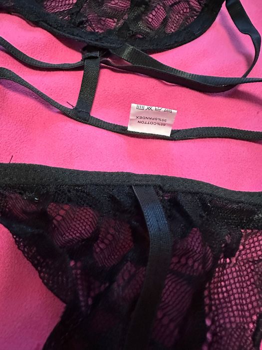 Set lenjerie intimă neagra – nou, complet
