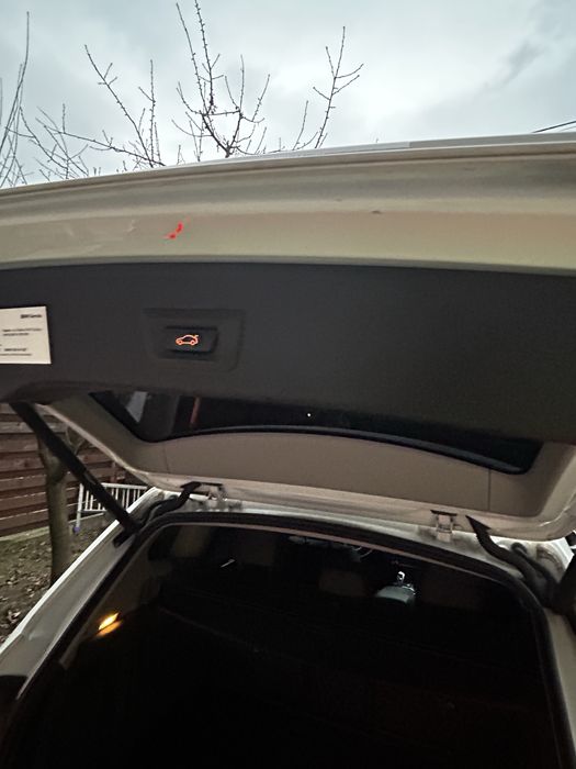 Vand  X3, X Drive, Model X line 2015.