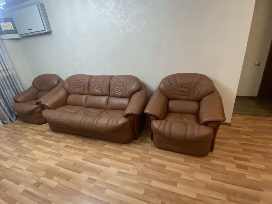 Продам диван в отличном состоянии