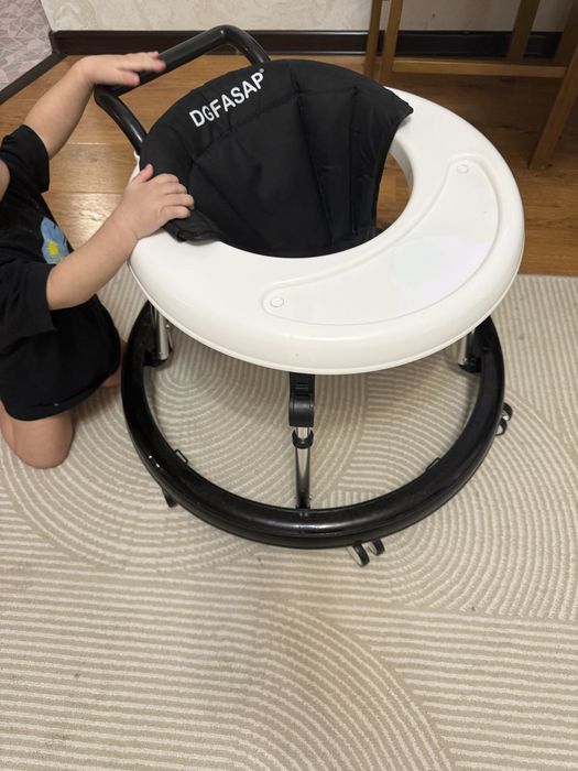 Продается ходунок детский