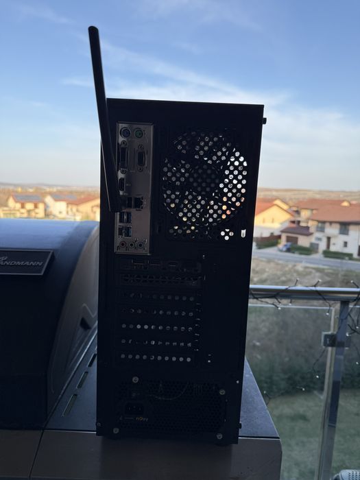 Sistem Desktop Gaming Serioux