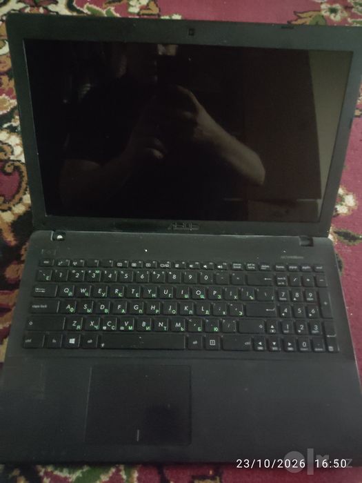 Asus core I3 sotiladi