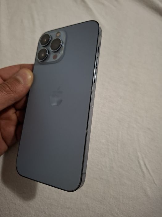 Vând iPhone 13 Pro Max 256