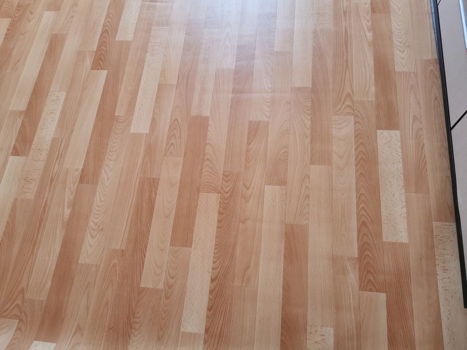 Продаётся линолеум