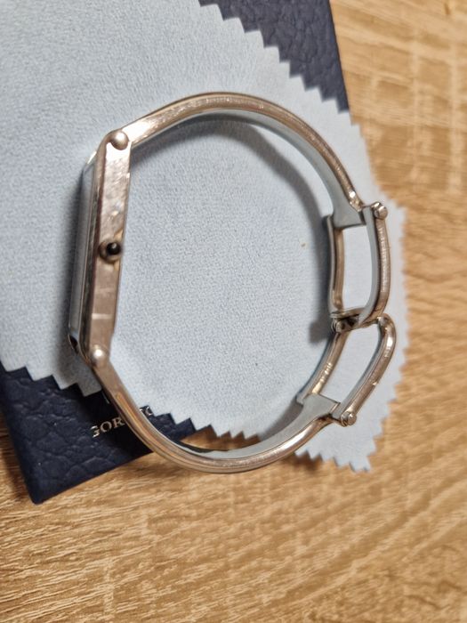 Ceas damă GUCCI  stare bună