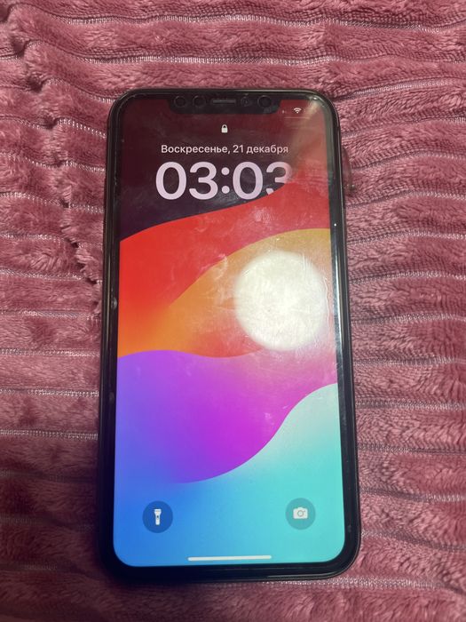 Айфон 11 продаю черный 128