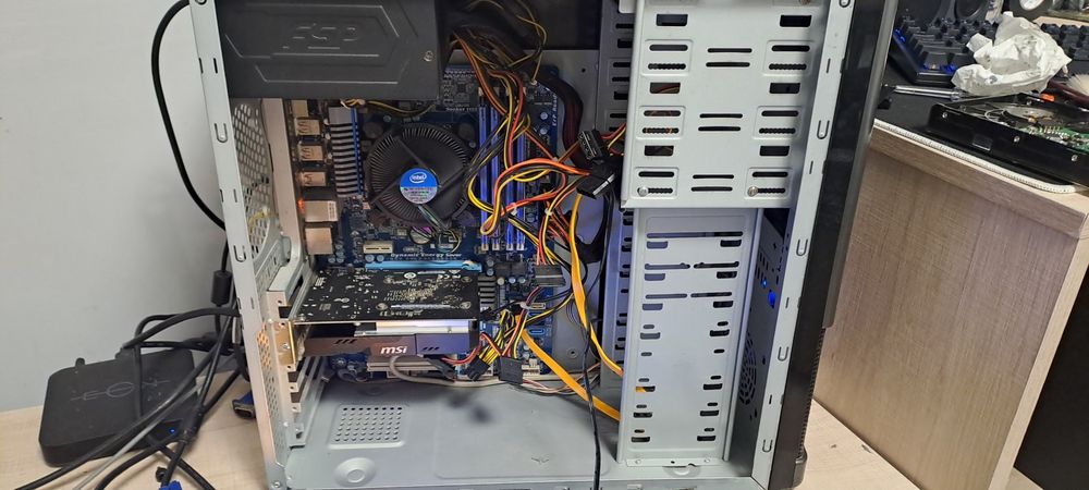 Почистване на компютри и сглобяване