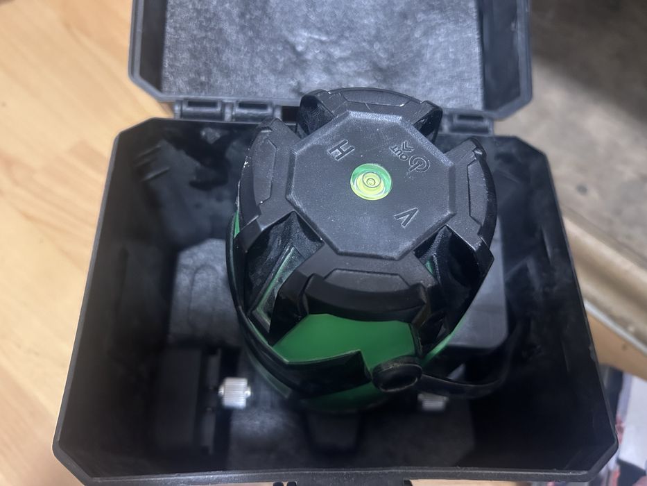 Лазер уровень продам