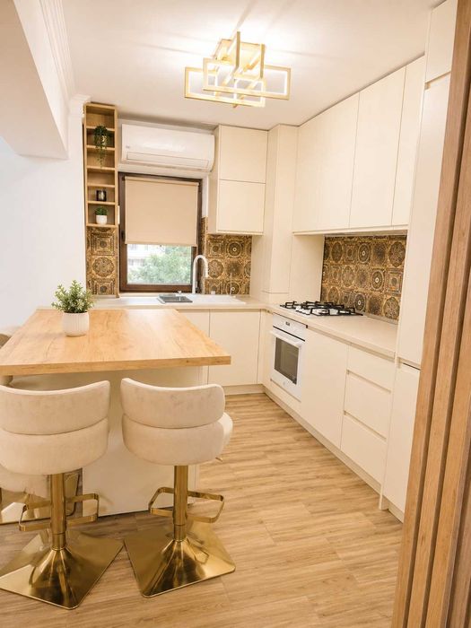 Apartament 4 camere, 90 mp, COMPLET MOBILAT & NOU – Central Târgu Frumos