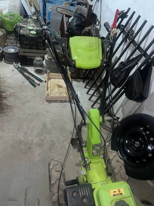 Мини трактор ручной