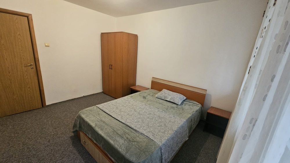 apartament de inchiriat
