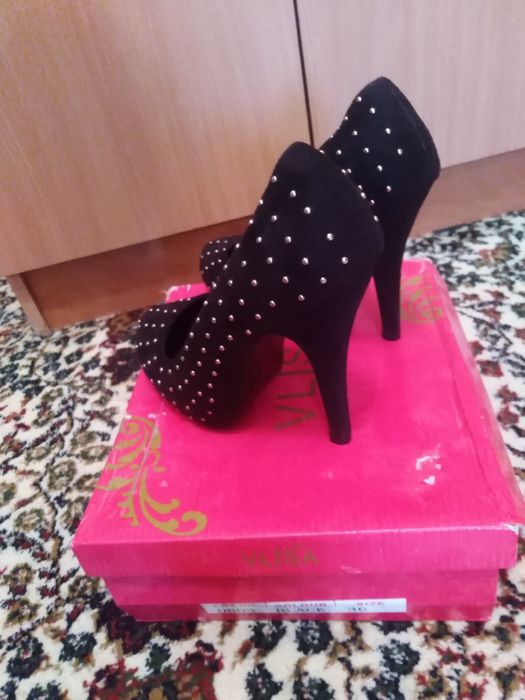 Вечерние обувь..