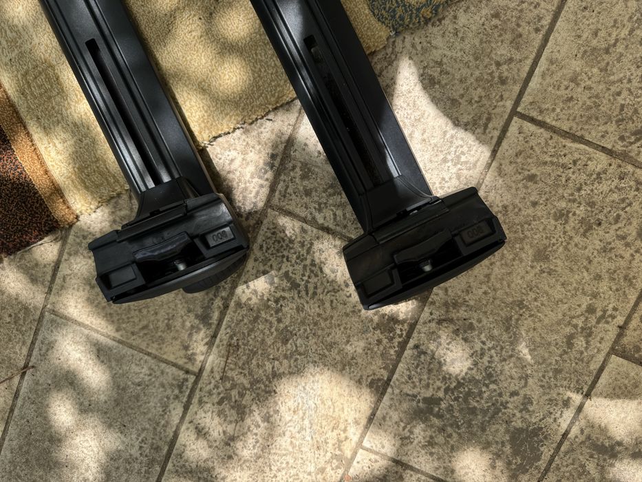 Продавам греди Thule Wing Evo