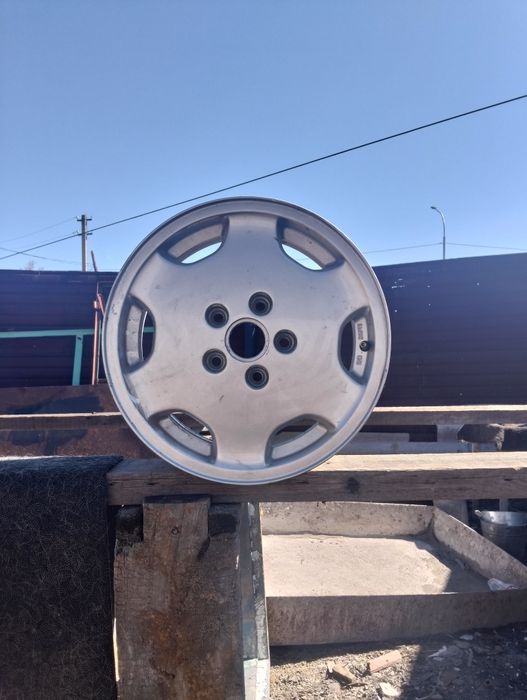 Продам литые диски R15