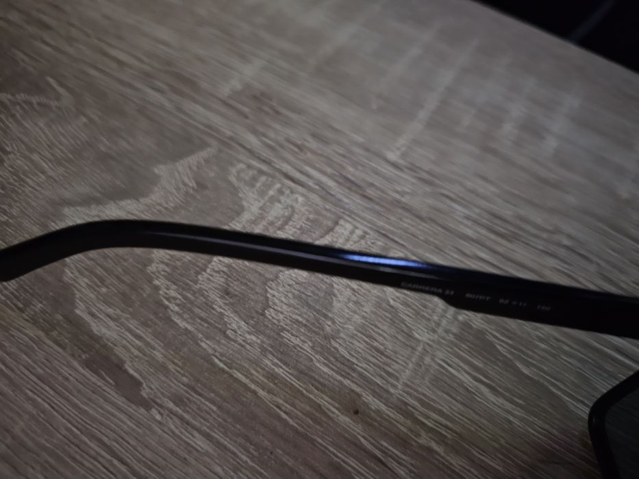 Слънчеви очила кариера