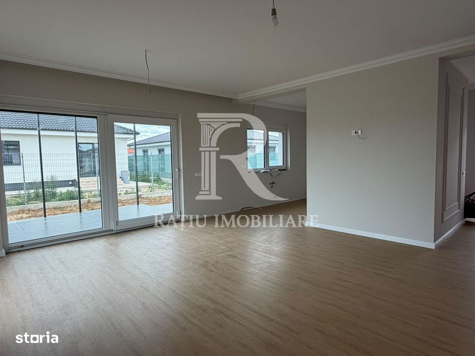 Casă modernă | Finisaje Premium| Terasă | Cihei