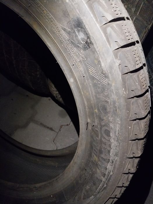 4 шины Yokohama 245 55 R19.