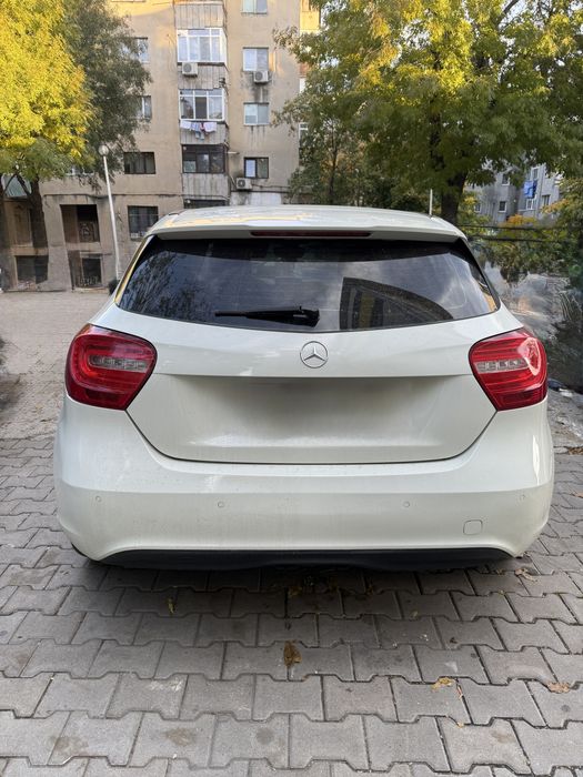 Mercedes benz A180
