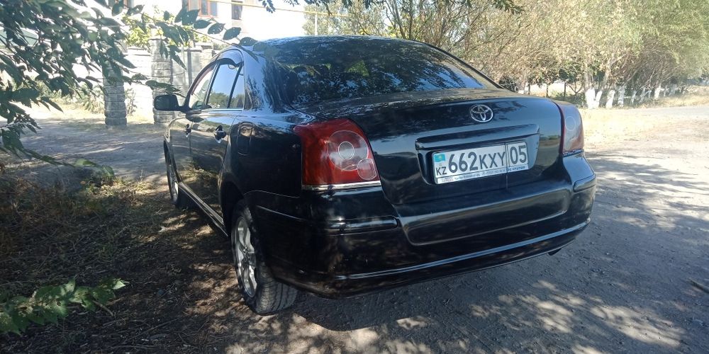 Продам тойота авенсис