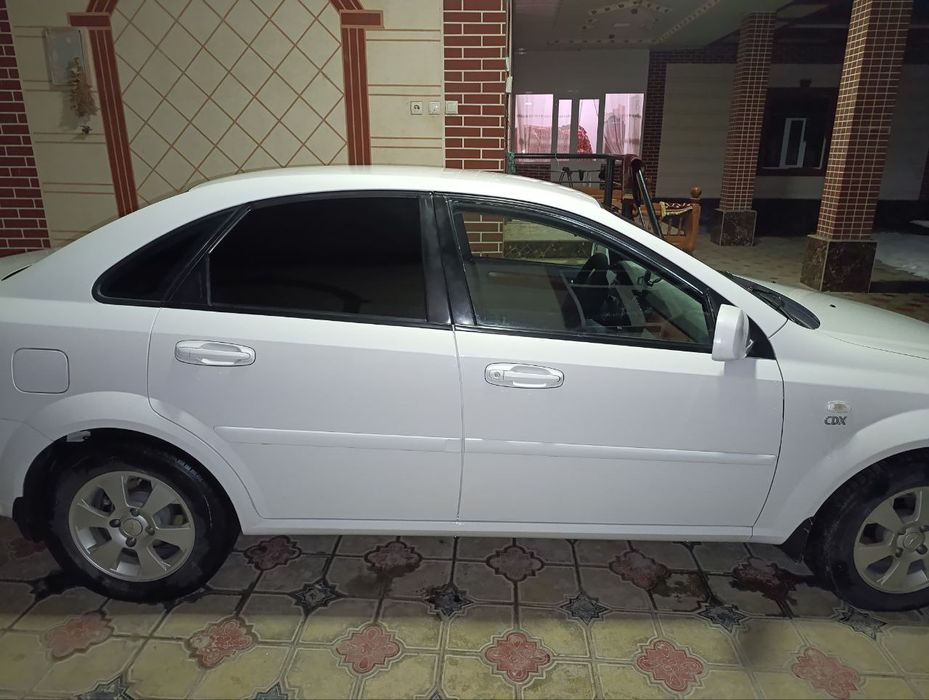 Narx9000$ yili 2015 kraska yoq metan 4pokolina yangi balon Tesla monit