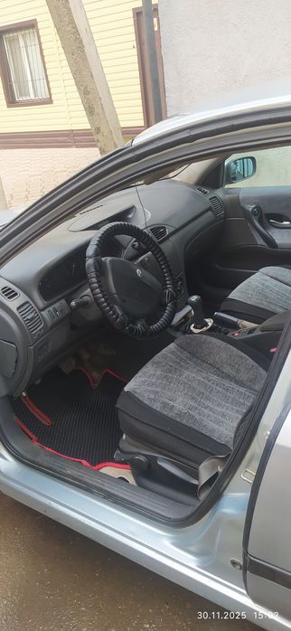 Продам Рено лагуна 2, 2003г