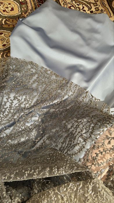 Вечернее платье на продажу