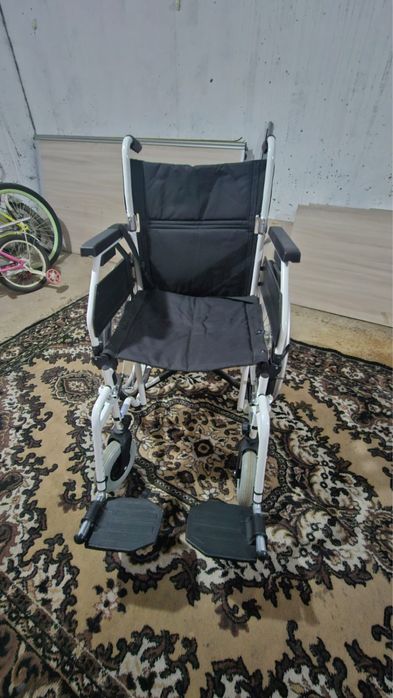 коляска инвалидная