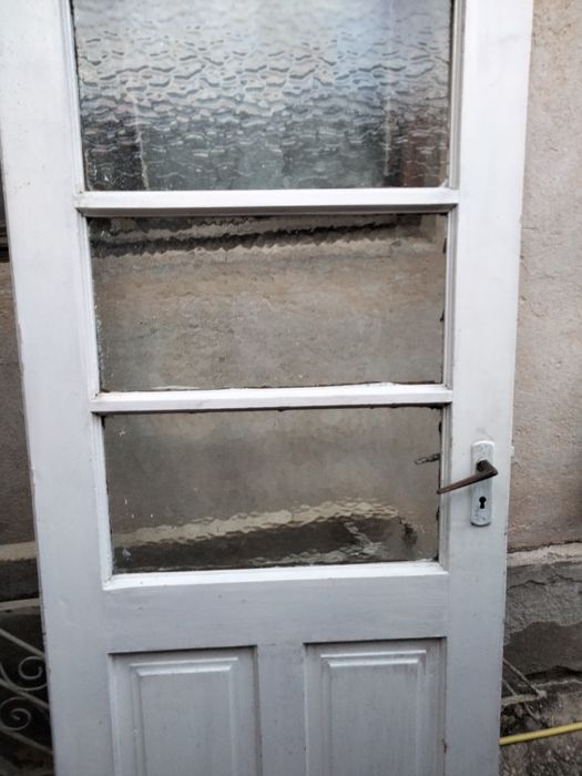 Uși de vânzare fără toc și  șifonier