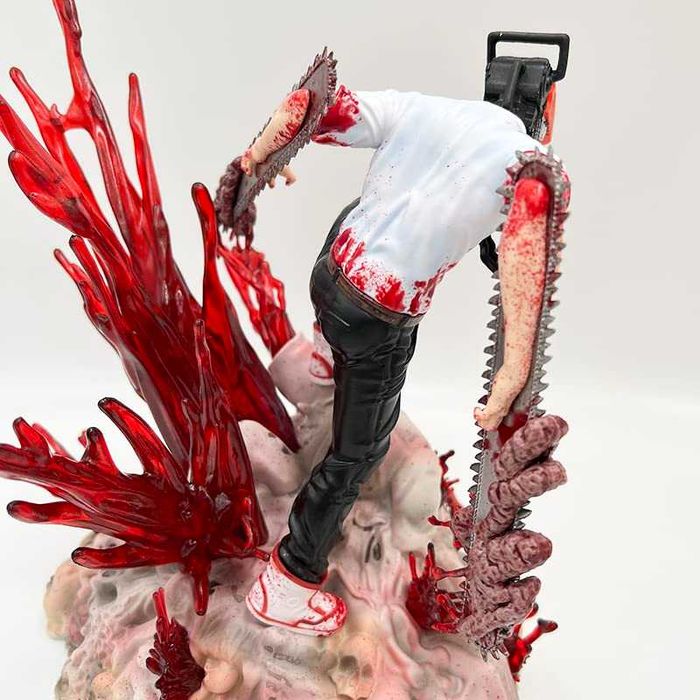 Figurină Anime Chainsaw Man – Denji & Pochita, 27 cm