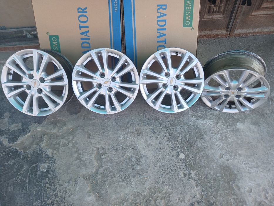 Диска кобалт автомат сотилади.