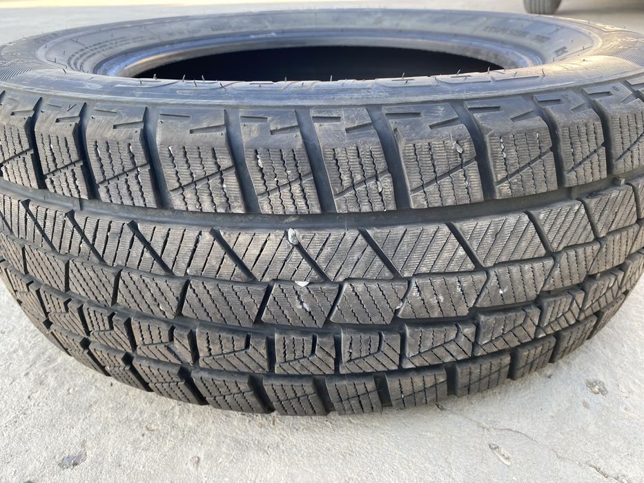 Продам покрышки зимние R16